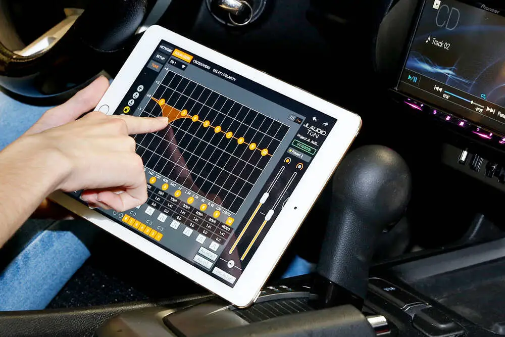 Setting equalizer for best sound in car