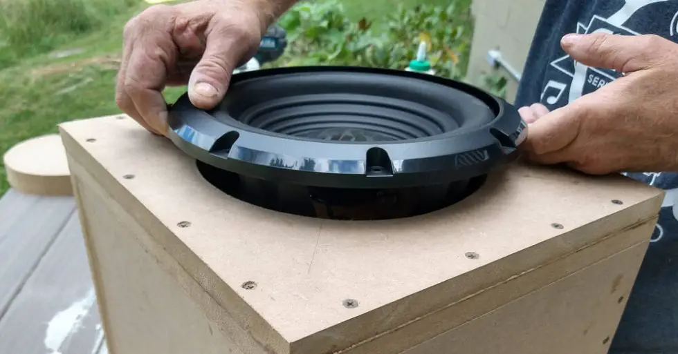 How to Build a Box for a Subwoofer? Auto Stereo Guide